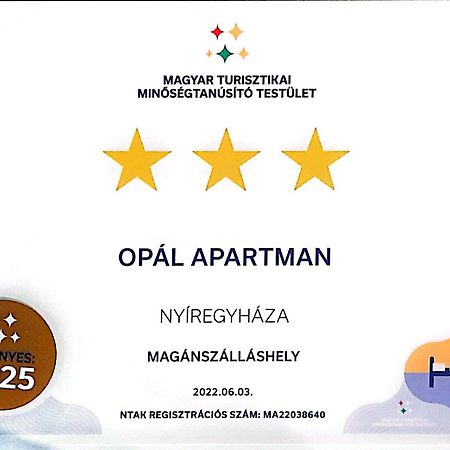 Ferienwohnung Opal Apartman Nyíregyháza Exterior foto